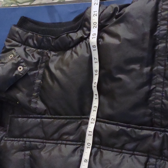 Eitie Paris black puffer/ ski jacket with snap off sleeves size 6 - Picture 13 of 16